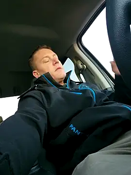 Bigtater1999 online show from 12-22-25, 12:35