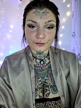 lizzardqueeen online show from 11-29-25, 11:52