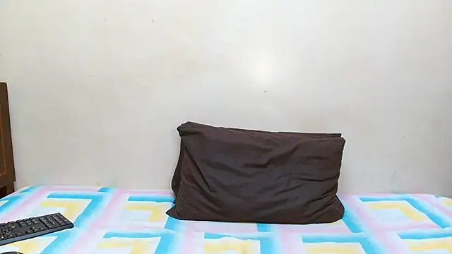 Snapshot of Wettitiesxxx chatting on 01-19-25, 12:50 Wettitiesxxx online show from 01-19-25, 12:50