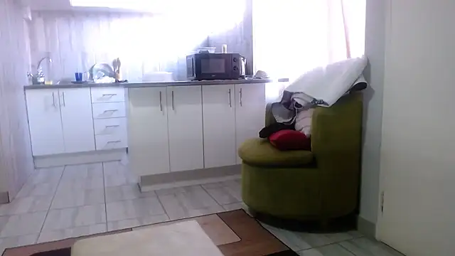 Snapshot of Wettitiesxxx chatting on 10-09-25, 06:00 Wettitiesxxx online show from 10-09-25, 06:00