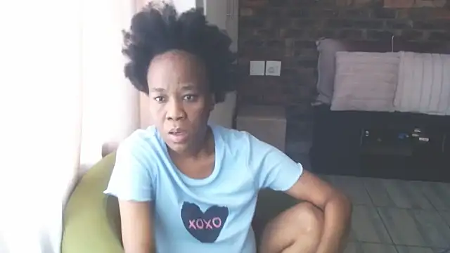 Snapshot of Wettitiesxxx chatting on 10-31-25, 02:29 Wettitiesxxx online show from 10-31-25, 02:29