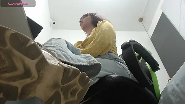 alma fenix online show from 03-10-25, 12:04