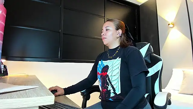 alma fenix online show from 10-15-25, 12:27