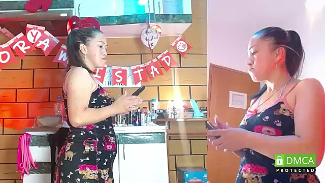 Snapshot of Bigass_dayla chatting on 02-16-25, 12:32 Bigass dayla online show from 02-16-25, 12:32