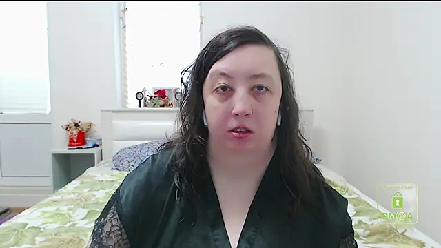 Snapshot of cute_and_hot chatting on 01-21-25, 09:35 cute and hot online show from 01-21-25, 09:35