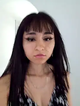 Snapshot of angelinepossy chatting on 03-08-26, 07:17 angelinepossy online show from 03-08-26, 07:17