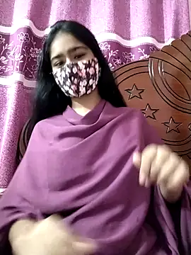 Snapshot of Arisha- chatting on 10-13-25, 02:50 Arisha- online show from 10-13-25, 02:50