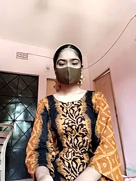 Snapshot of Arisha- chatting on 10-19-25, 06:36 Arisha- online show from 10-19-25, 06:36