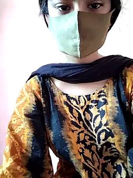 Snapshot of Arisha- chatting on 10-20-25, 06:47 Arisha- online show from 10-20-25, 06:47