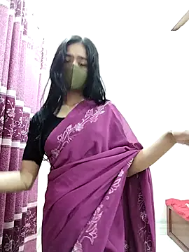 Snapshot of Arisha- chatting on 11-25-25, 01:00 Arisha- online show from 11-25-25, 01:00