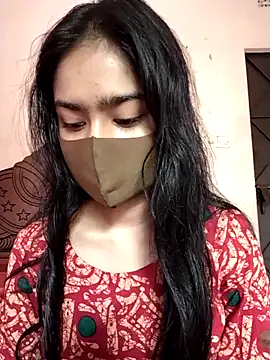 Snapshot of Arisha- chatting on 11-28-25, 08:39 Arisha- online show from 11-28-25, 08:39