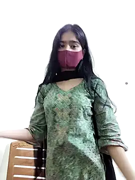 Snapshot of Arisha- chatting on 02-05-26, 08:02 Arisha- online show from 02-05-26, 08:02