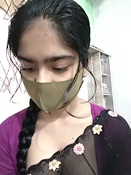 Snapshot of Arisha- chatting on 07-25-26, 06:33 Arisha- online show from 07-25-26, 06:33
