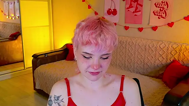 Snapshot of School_Love chatting on 09-28-25, 11:26 School Love online show from 09-28-25, 11:26