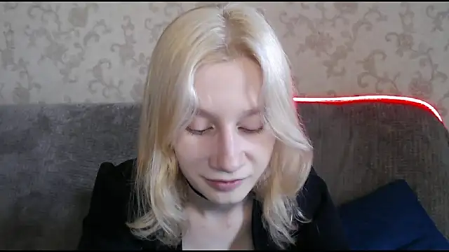 EnigmaSee online show from 09-22-25, 02:02