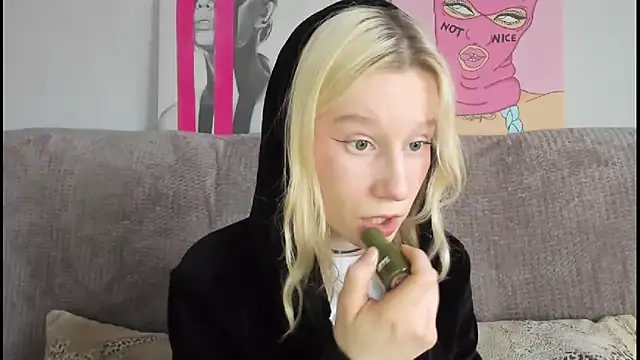 EnigmaSee online show from 11-08-25, 02:23