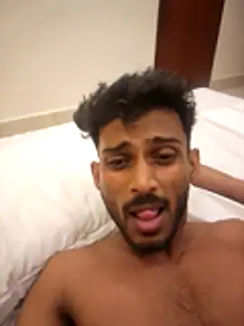 Snapshot of JOHN_LEE_DEREK chatting on 03-17-26, 01:58 JOHN LEE DEREK online show from 03-17-26, 01:58