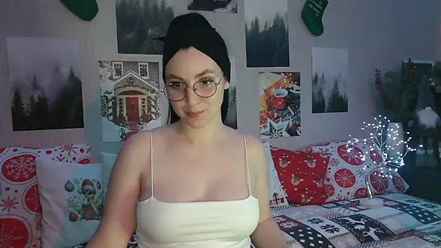 Fluffy Tiffy online show from 12-09-24, 06:01