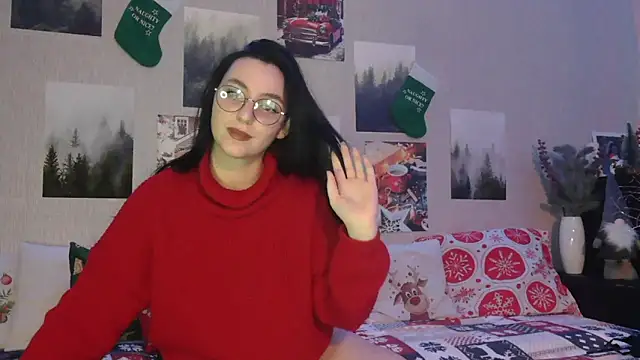 Fluffy Tiffy online show from 12-24-24, 09:06