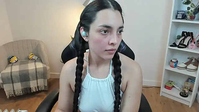  BellaEvans  online show from 01-20-25, 09:03