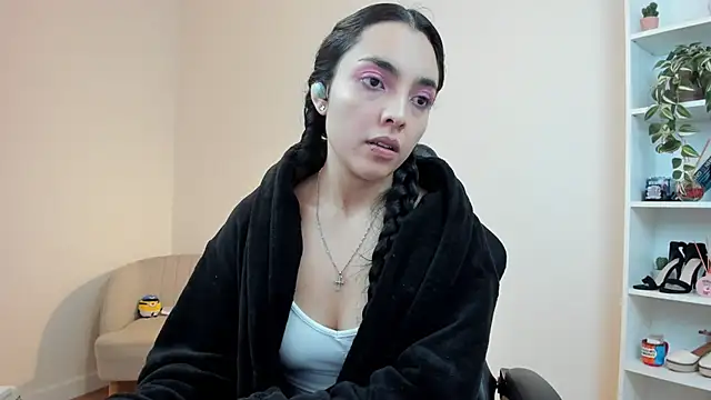  BellaEvans  online show from 01-23-25, 08:46