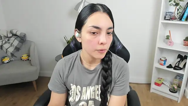  BellaEvans  online show from 03-17-25, 05:34