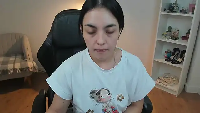  BellaEvans  online show from 02-24-26, 05:49