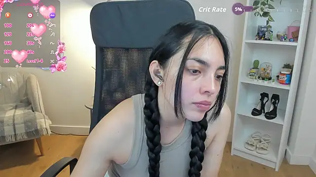  BellaEvans  online show from 05-08-26, 04:51