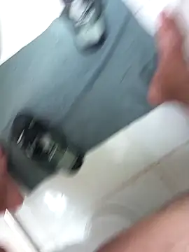 lobomisterioso13 online show from 09-22-25, 12:18