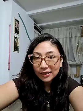 Mia Ruiz online show from 02-11-25, 01:20