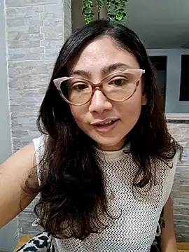 Mia Ruiz online show from 03-18-25, 12:49