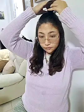 Snapshot of Mia_Ruiz chatting on 09-27-25, 03:33 Mia Ruiz online show from 09-27-25, 03:33