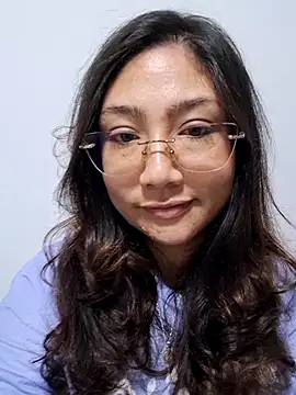 Snapshot of Mia_Ruiz chatting on 11-02-25, 02:14 Mia Ruiz online show from 11-02-25, 02:14