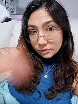 Snapshot of Mia_Ruiz chatting on 11-09-25, 03:16 Mia Ruiz online show from 11-09-25, 03:16