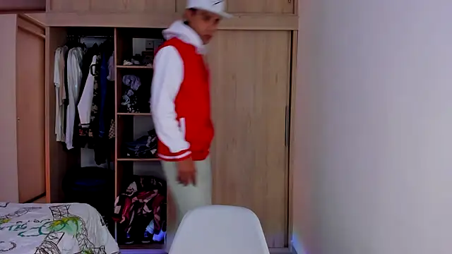 aldrinwhite online show from 11-09-25, 05:11