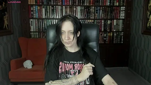 Medusa  Gorgona online show from 10-23-25, 01:43