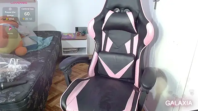 Snapshot of galaxiaa23 chatting on 11-22-25, 09:47 galaxiaa23 online show from 11-22-25, 09:47