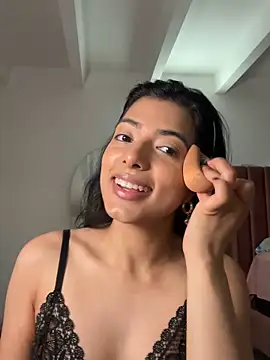 Chrishell  online show from 03-10-26, 04:28