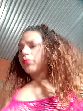 Snapshot of Mommy-Hot chatting on 02-02-25, 03:07 Mommy-Hot online show from 02-02-25, 03:07