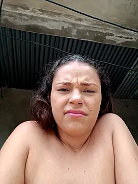 Snapshot of Mommy-Hot chatting on 02-17-25, 07:42 Mommy-Hot online show from 02-17-25, 07:42