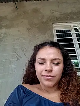Snapshot of Mommy-Hot chatting on 02-23-25, 03:29 Mommy-Hot online show from 02-23-25, 03:29