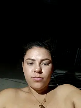 Snapshot of Mommy-Hot chatting on 03-17-25, 02:41 Mommy-Hot online show from 03-17-25, 02:41