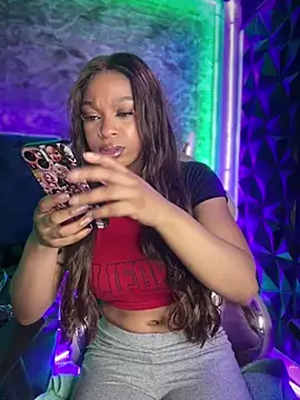 Melany Williams online show from 09-30-25, 01:16