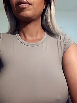 Snapshot of realsquirter chatting on 02-14-26, 09:39 realsquirter online show from 02-14-26, 09:39