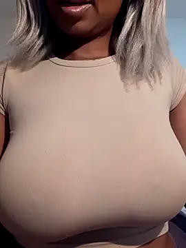 Snapshot of realsquirter chatting on 02-21-26, 10:05 realsquirter online show from 02-21-26, 10:05