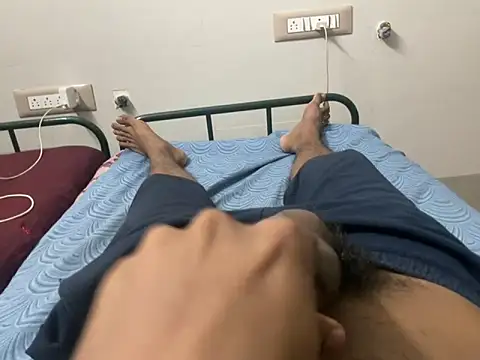 Snapshot of Ryuk_God chatting on 12-30-24, 08:47 Ryuk God online show from 12-30-24, 08:47