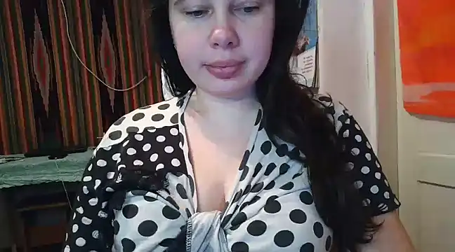 Snapshot of Cora_Maro chatting on 03-16-25, 10:42 Cora Maro online show from 03-16-25, 10:42
