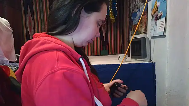 Snapshot of Cora_Maro chatting on 03-19-25, 02:35 Cora Maro online show from 03-19-25, 02:35