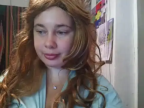 Snapshot of Cora_Maro chatting on 09-10-25, 02:06 Cora Maro online show from 09-10-25, 02:06