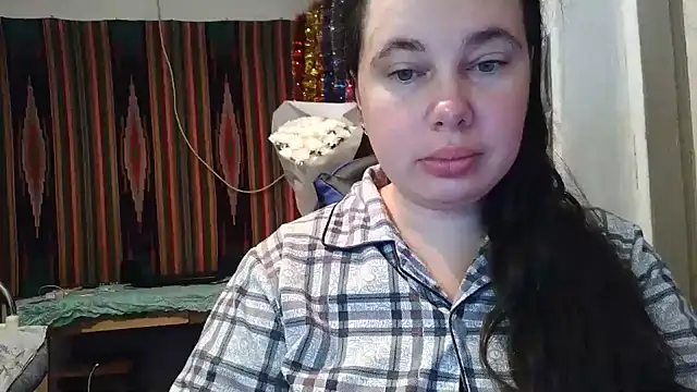 Snapshot of Cora_Maro chatting on 09-25-25, 02:15 Cora Maro online show from 09-25-25, 02:15